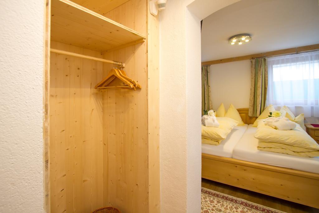 Gertis Ferienwohnung Хохфильцен Номер фото