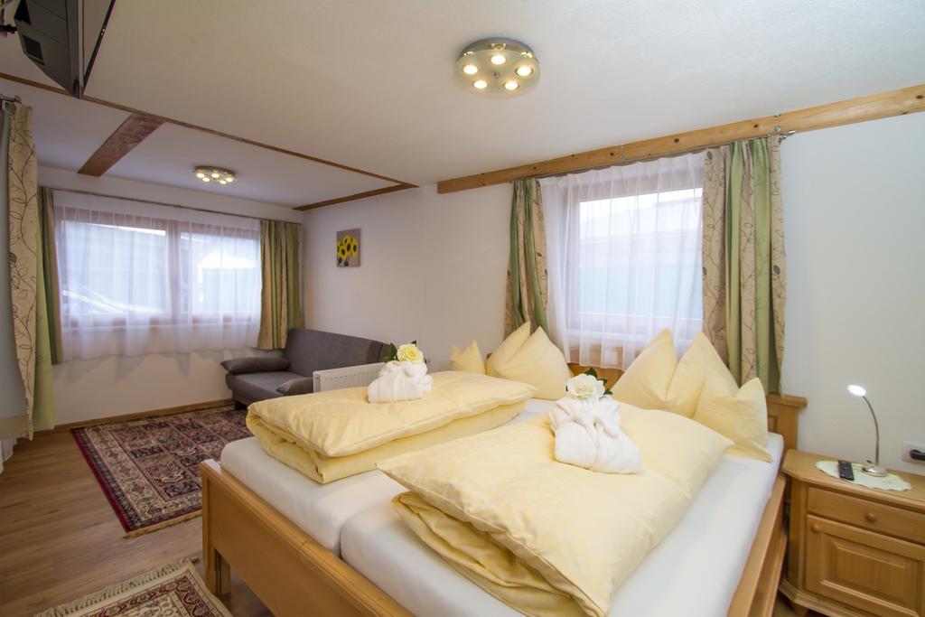 Gertis Ferienwohnung Хохфильцен Номер фото